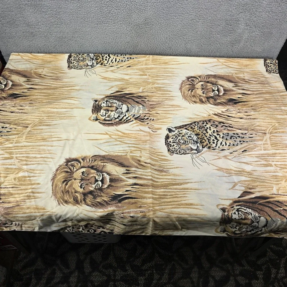 Vintage American Lifestyle Burlington Safari Twin Flat Sheet Lion Tiger Leopard
